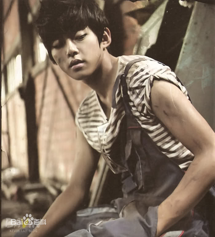 申东浩()专辑靓照图册