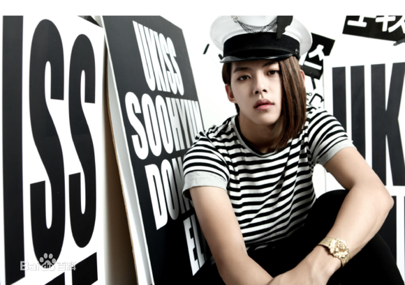 申东浩()专辑靓照图册