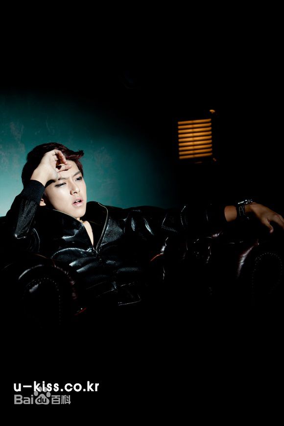 申东浩()专辑靓照图册