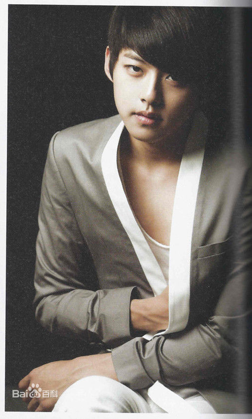 申东浩()专辑靓照图册