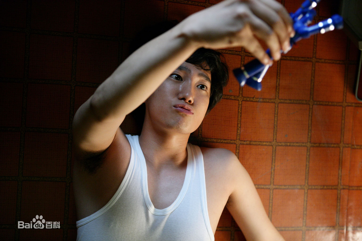 朴海日(, Park hae il)在少年去天国中的最新剧照