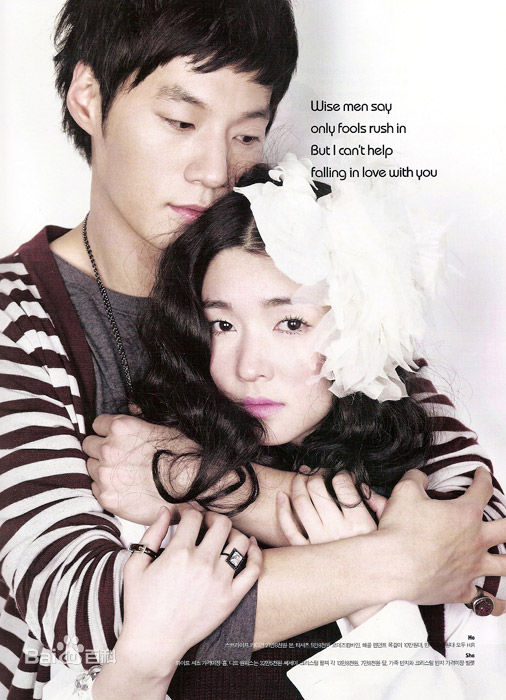 最新李天熙(，Lee Cheon Hee)性感图片