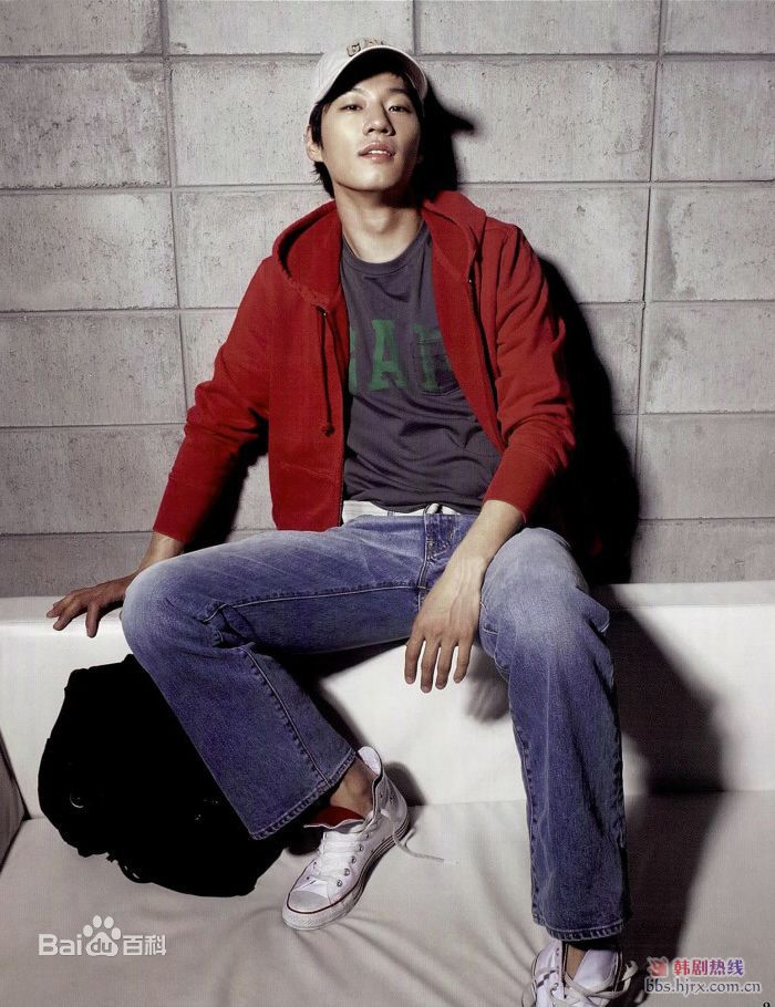 最新李天熙(，Lee Cheon Hee)性感图片