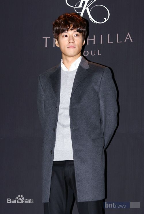 李天熙(，Lee Cheon Hee)精彩图册