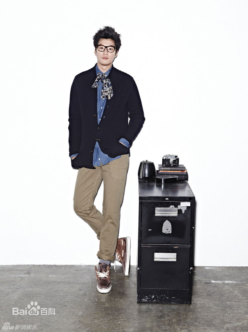 李天熙(，Lee Cheon Hee)精彩图册