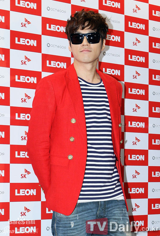 李天熙(，Lee Cheon Hee)精彩图册