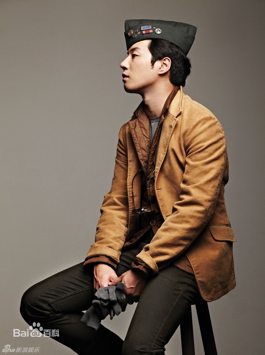 李天熙(，Lee Cheon Hee)精彩图册