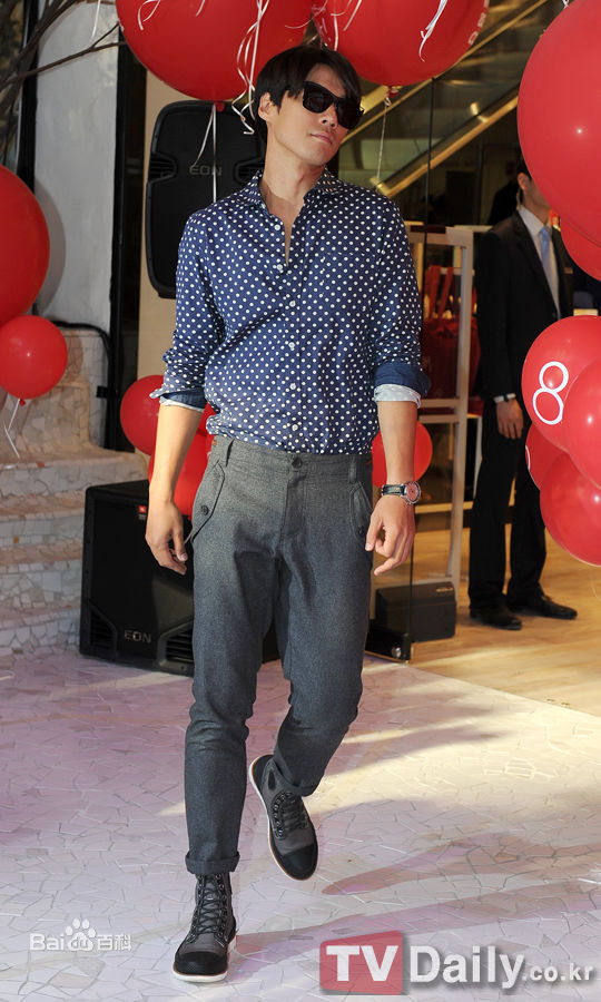 李天熙(，Lee Cheon Hee)精彩图册