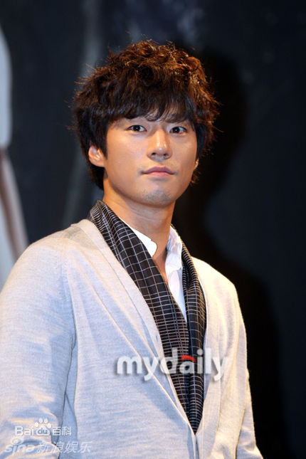 李天熙(，Lee Cheon Hee)精彩图册