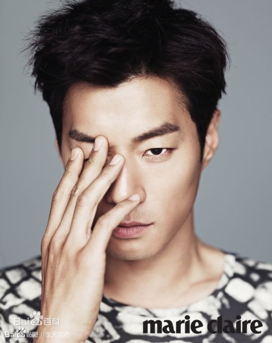 最优质李天熙(，Lee Cheon Hee)生活照