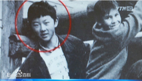 金正恩(（朝鲜文）；Kim Jong-un（英文）)瑞士留学照壁纸壁纸