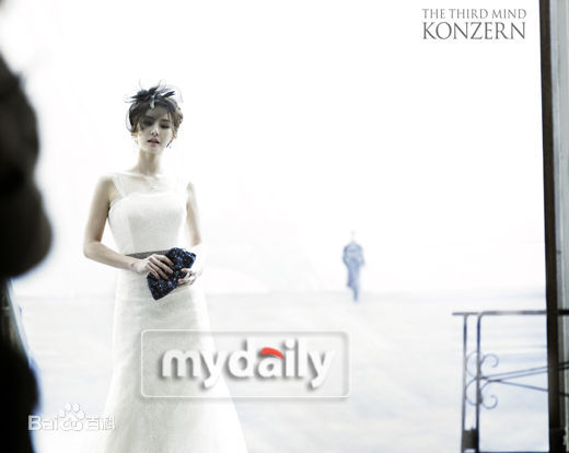 崔贞允( Choi Jeong-Yun)最全贞允公布婚纱相册