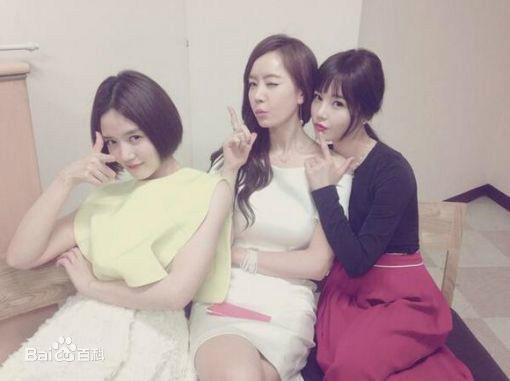 金有美()生活照图片图册