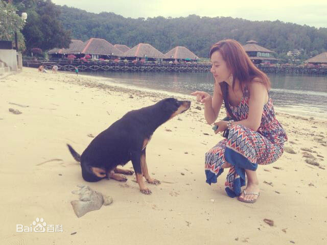 金有美()生活照图片图册