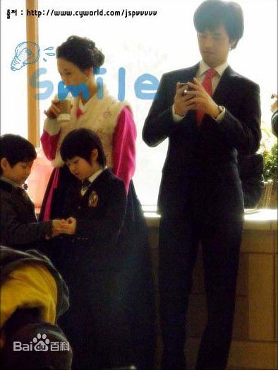 吴大奎(Oh Dae-gyu)可疑的三兄弟最全剧照