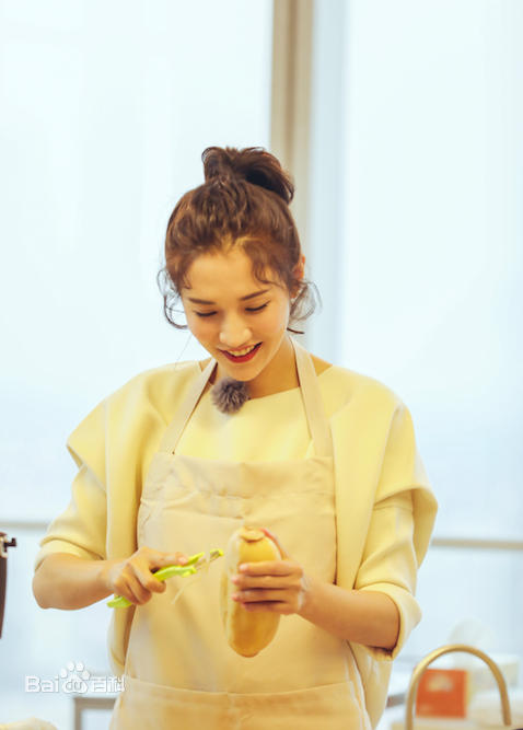 王黎雯个人照图片图集