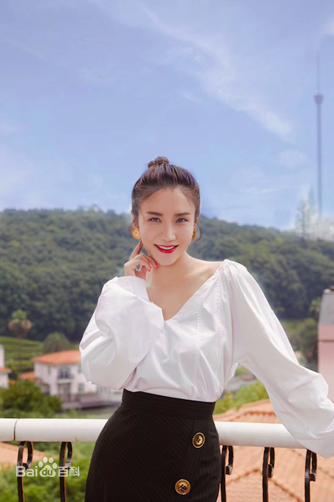 最新王黎雯性感图片