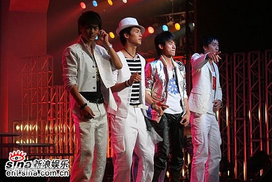 毛方圆(Francis)参加加油好男儿图册