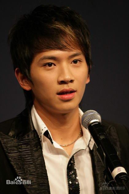 秦炎仕前后照片