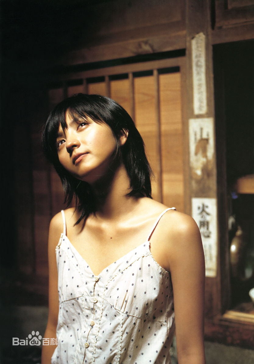 满岛光(満岛ひかり，Mitsushima Hikari ，みつしま ひかり)あそびましょ。2005.8前后照片