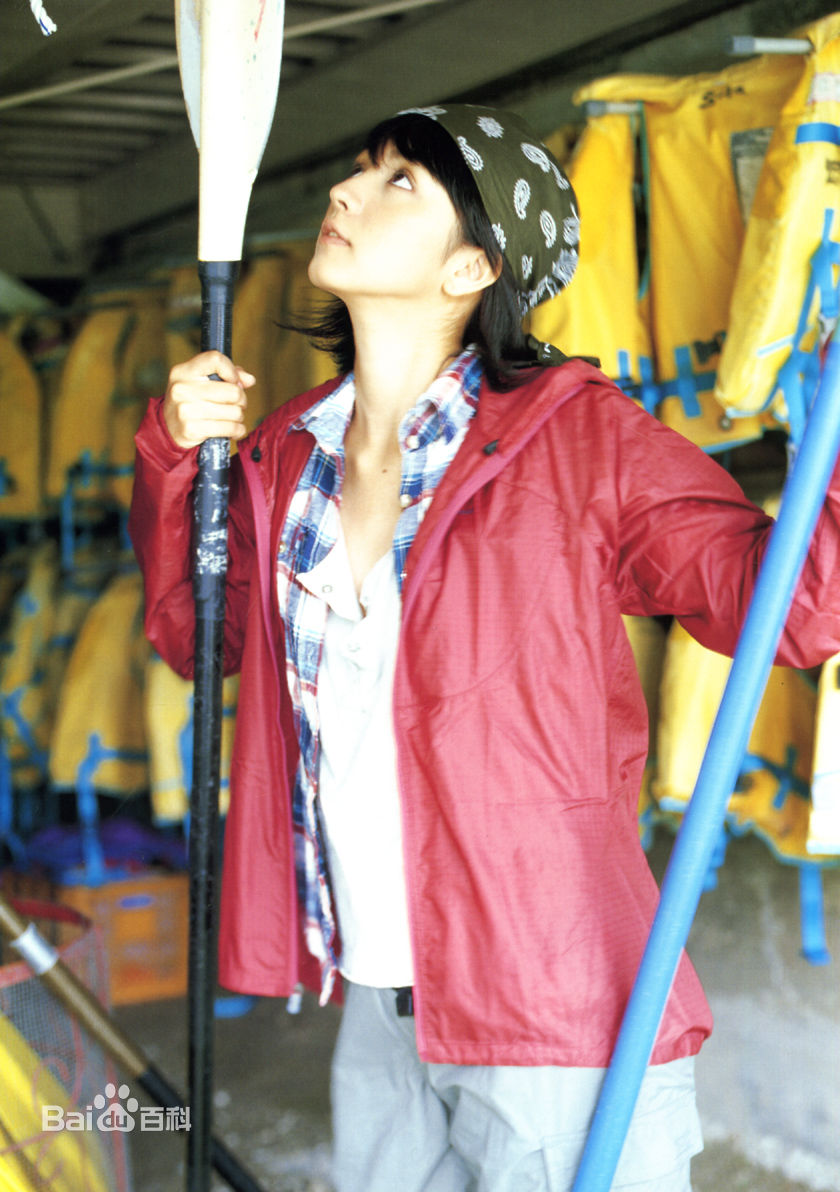 满岛光(満岛ひかり，Mitsushima Hikari ，みつしま ひかり)あそびましょ。2005.8前后照片