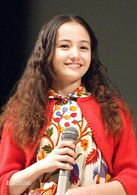 最新威尔逊·绫香(Ayaka ·Wilson)壁纸