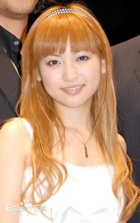 神田沙也加(神田 沙也加（かんだ さやか，Kanda Sayaka）)