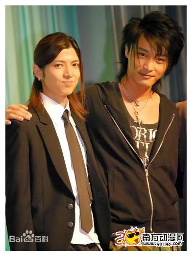 德山秀典(Tokuyama Hidenori 、とくやま ひでのり)拍摄的爱之言灵图册