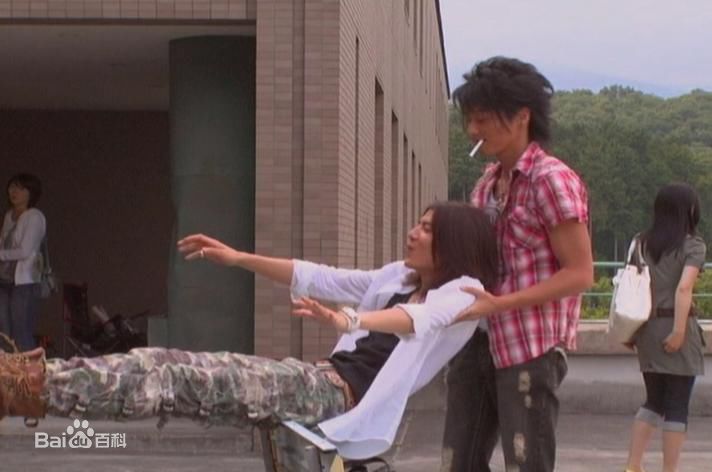 德山秀典(Tokuyama Hidenori 、とくやま ひでのり)拍摄的爱之言灵图册