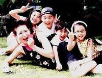 最新蔡振南(Tsai Chen-Nan)性感图片