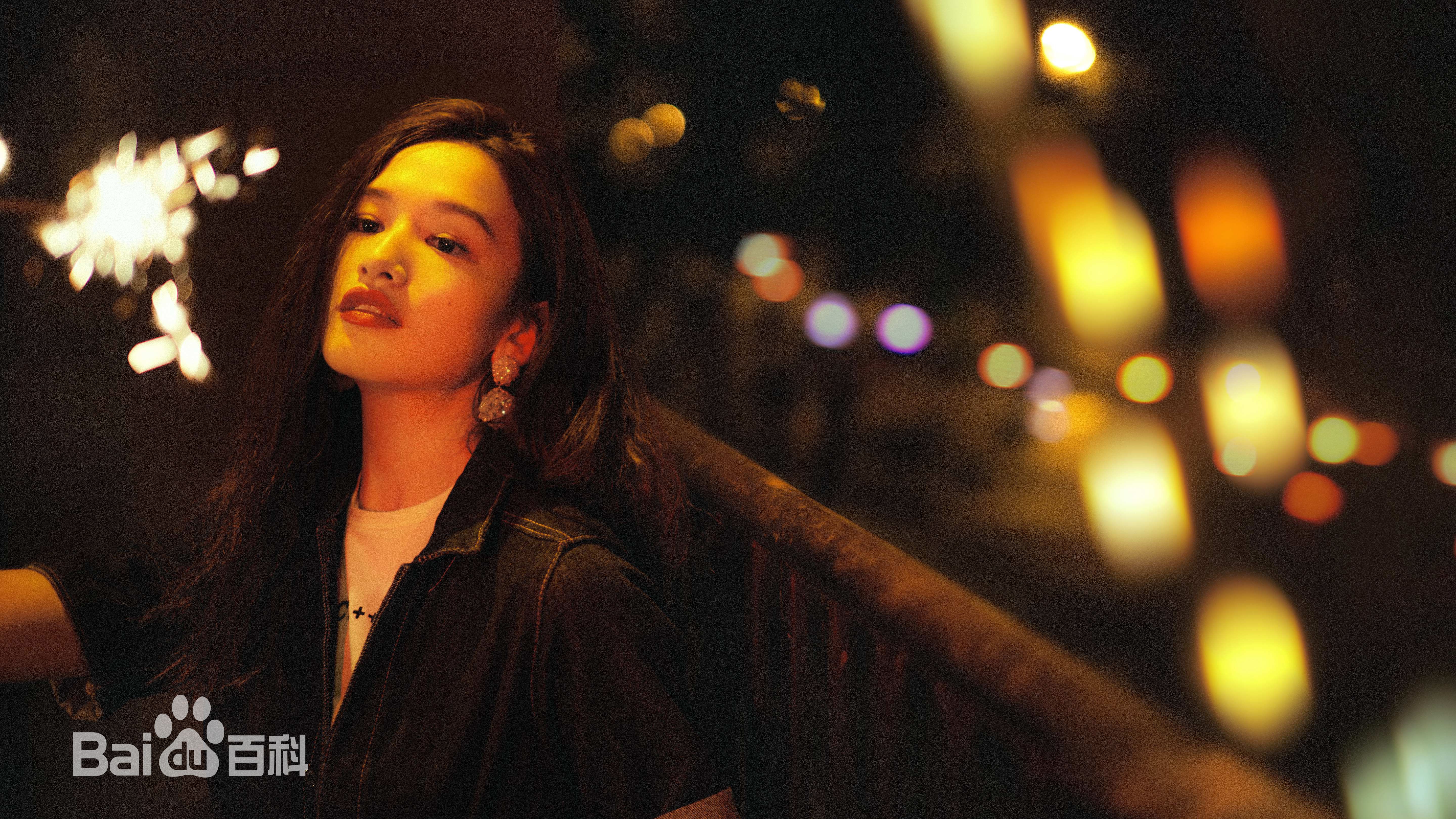 张柏嘉生活照前后照片