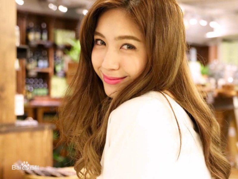 最新夏若妍(Nita)壁纸