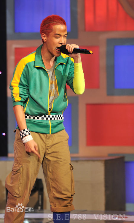 高清薛仕凌图片