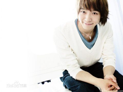 高清薛仕凌图片