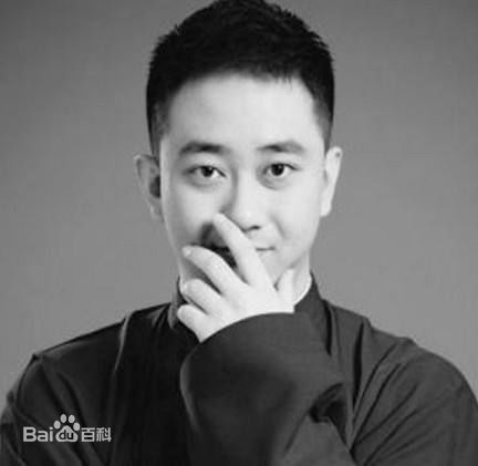 高清王自健性感图片