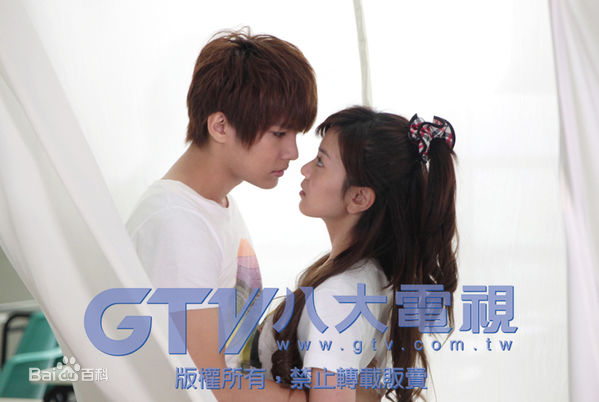 喻虹渊《爱似百汇》高清剧照