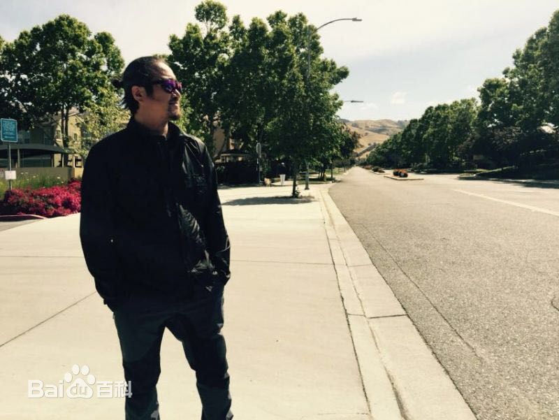 沈航生活照图片图集