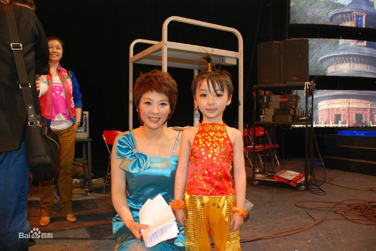 孙锡堃(Shankar)与明星合影生活照