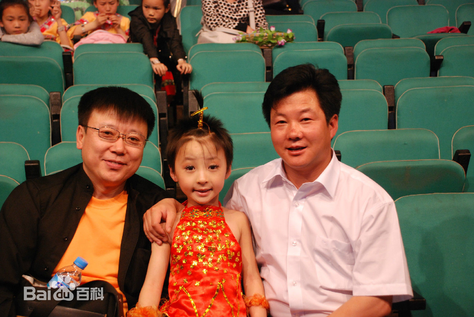 孙锡堃(Shankar)与明星合影生活照