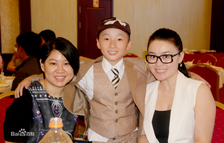 孙锡堃(Shankar)与明星合影生活照