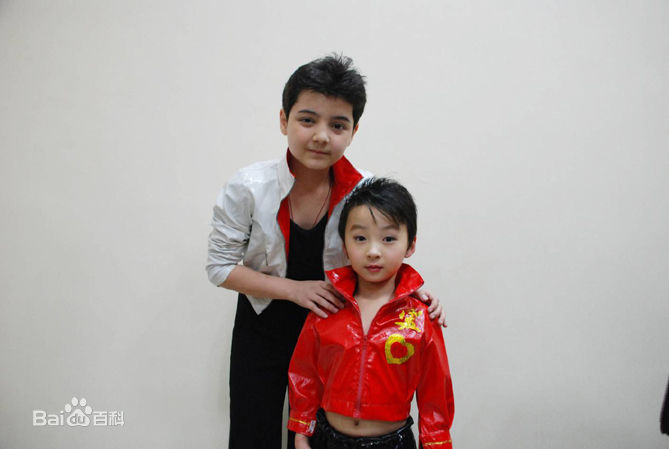 孙锡堃(Shankar)与明星合影生活照