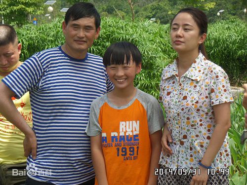 最新孙锡堃(Shankar)在《爱在跳动》剧组照中的壁纸