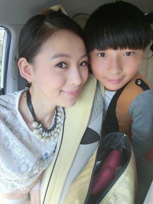 最新孙锡堃(Shankar)在《爱在跳动》剧组照中的壁纸