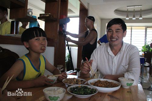 最新孙锡堃(Shankar)在《爱在跳动》剧组照中的壁纸