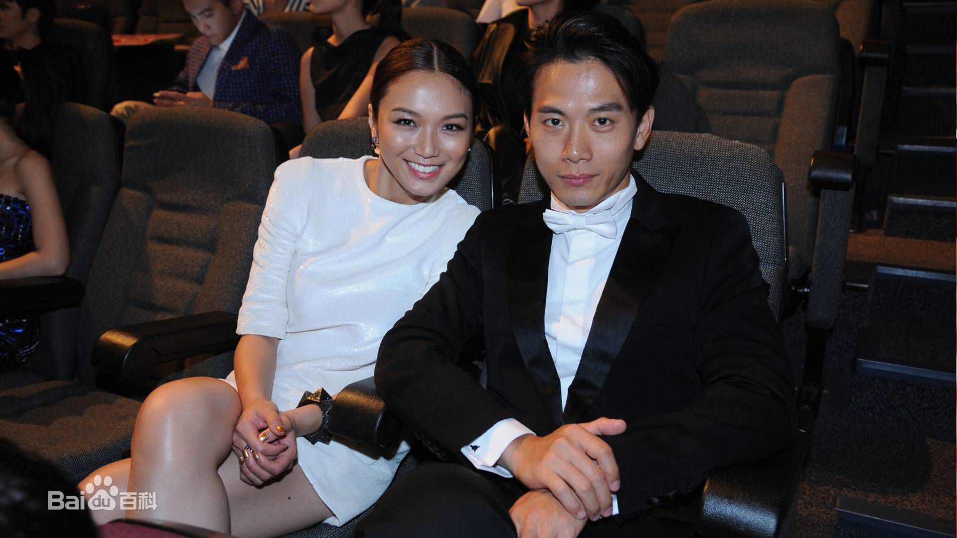 白薇秀(Joanne Peh)与戚玉武图片图册