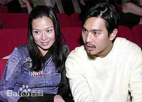 方展发(Png Tiang Huat, Pierre Theodore)与太太爱丽图片图集