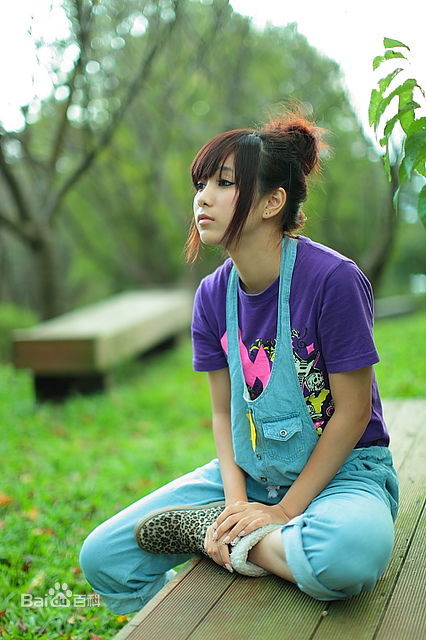 温贞菱(Jenny)的外拍和素颜照相册