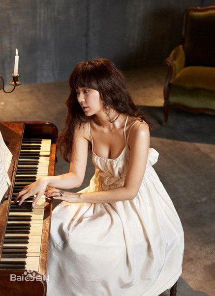 最新尹恩惠(Yoon Eun Hye)精彩图册4