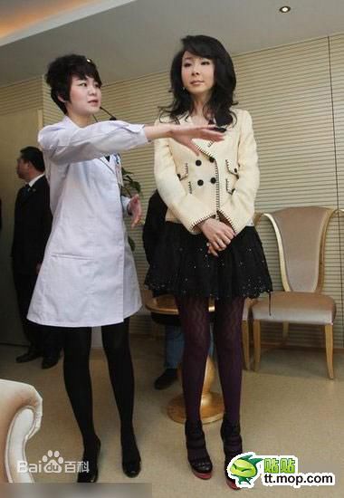 金秀美出席活动照片壁纸壁纸