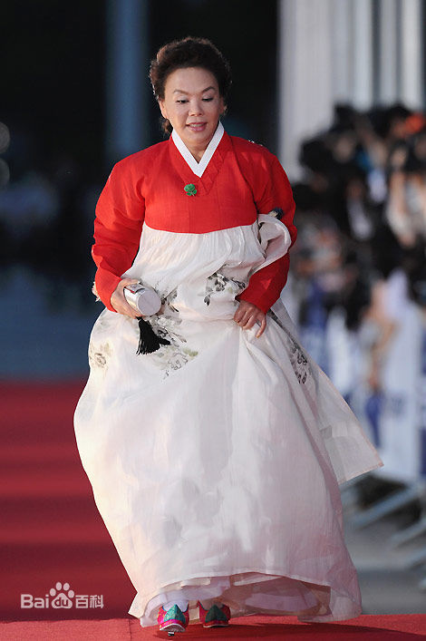 最新金秀美性感图片